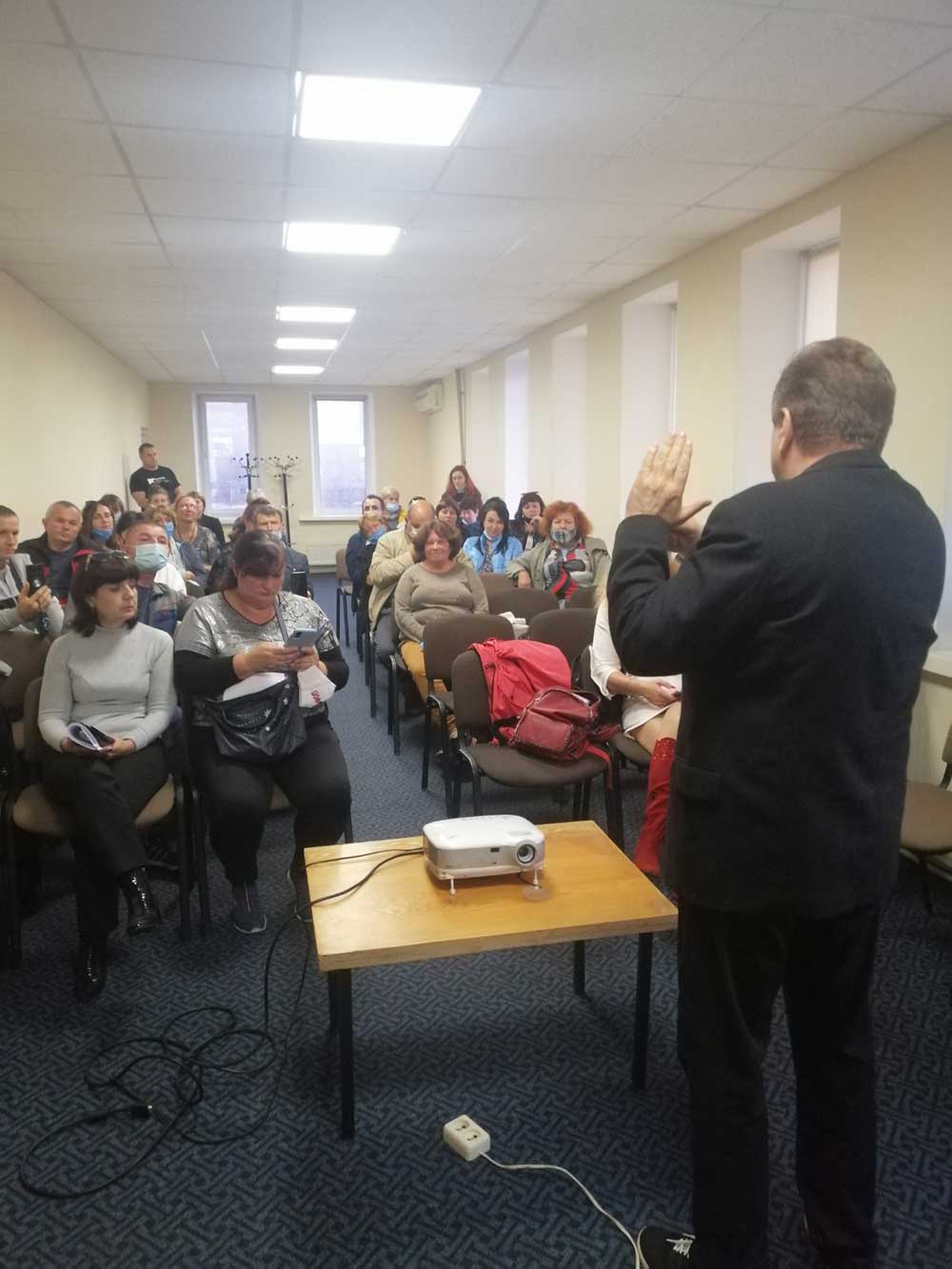 Віктор Вальд на засіданні підприємців